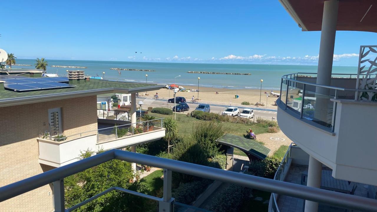 Appartamento “Le Vele” Porto San Giorgio Exteriör bild
